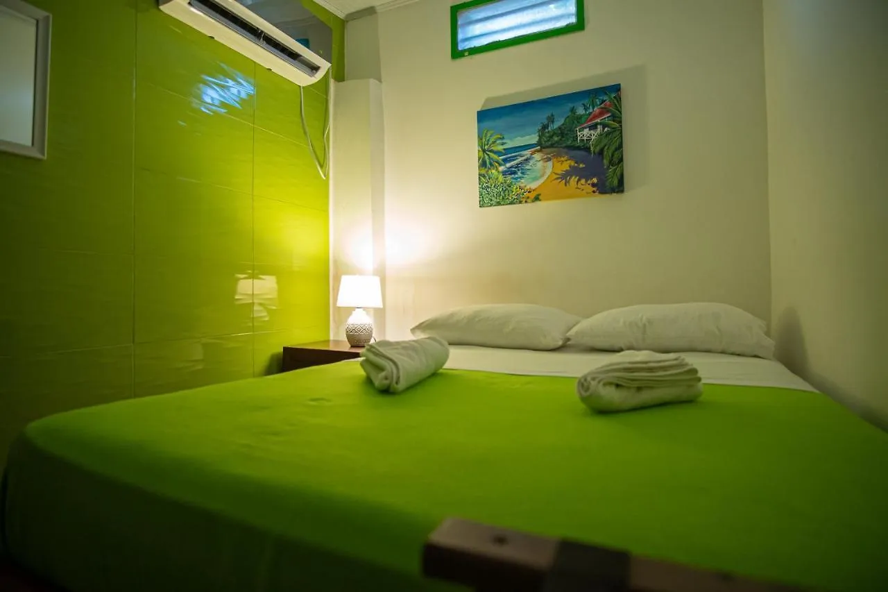 Alojamiento San Martin Hostel San Andres  2*, San Andres (San Andres and Providencia Islands)