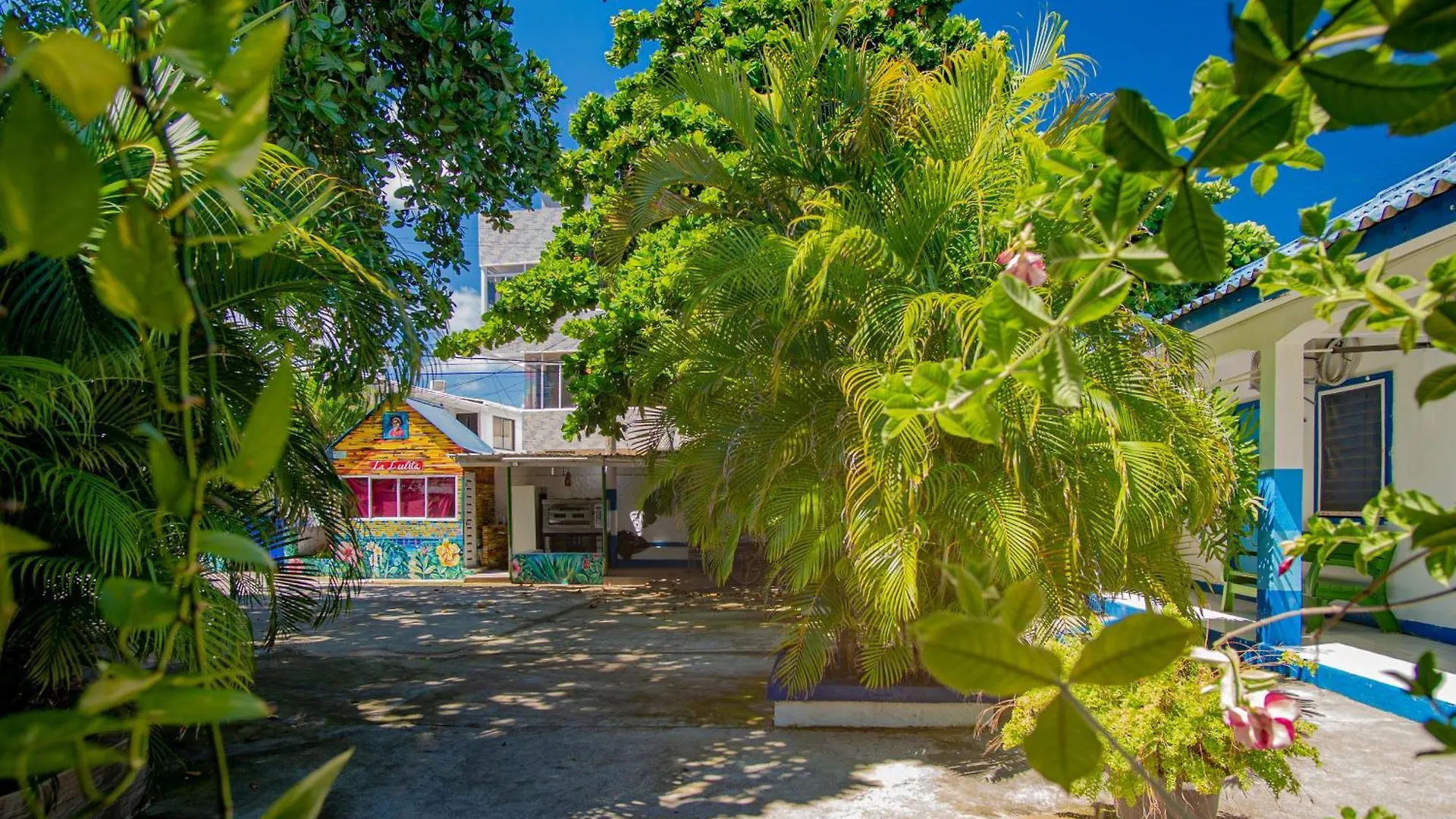 Hostal Posada San Martín Albergue San Andrés