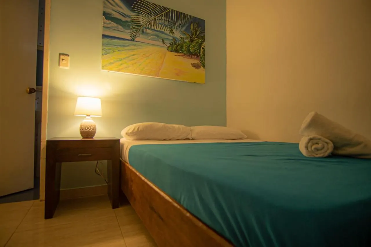 Hostel Alojamiento San Martin San Andrés